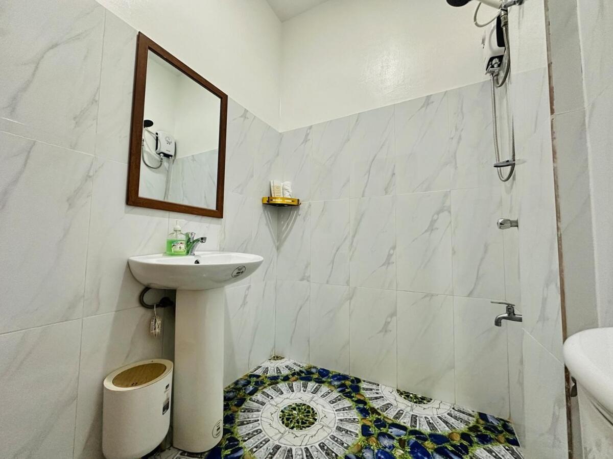 Verde Apartment Near Lio Beach Or El Nido Airport Екстер'єр фото